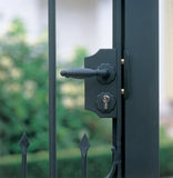 Locinox virspusē montējama mazā dekoratīvā vārtu slēdzene